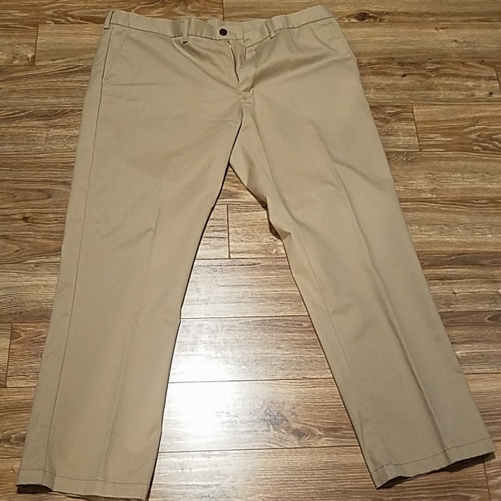 Mens Haggar khaki pants